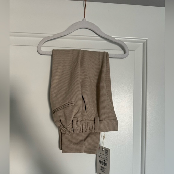 Zara Kids Suite Jacket and Pants - Beige Size 5 - Picture 4 of 9